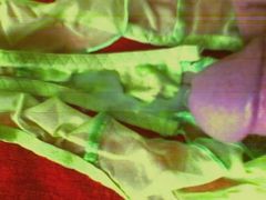 spryskałem jej mokre majteczki