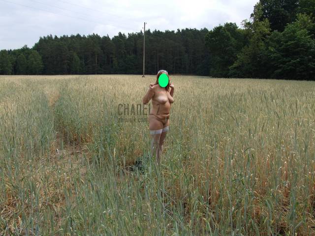 zabawa z kłosami2.JPG - chanel 2