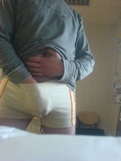 Jakaś Pani chciałaby pomasować moje jajeczka?