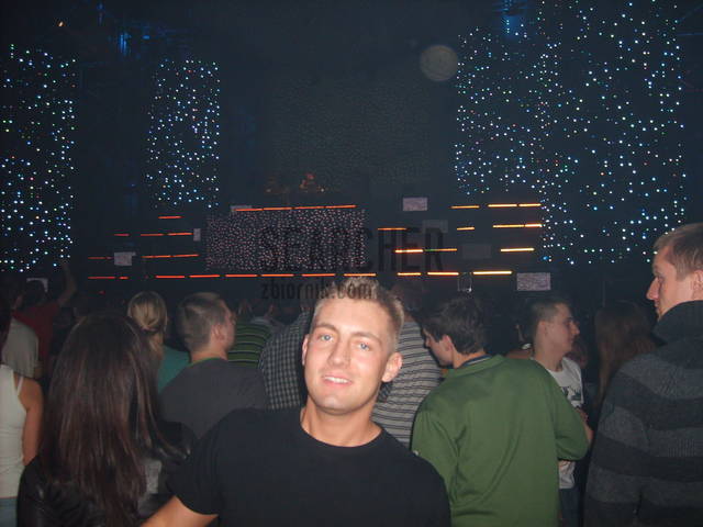 S5000792.JPG - Searcher