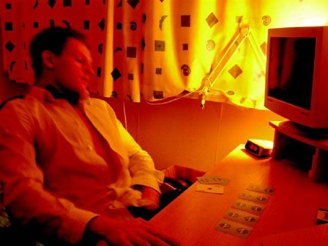 zabawy z bronia w reku.. - Tygrysek_25