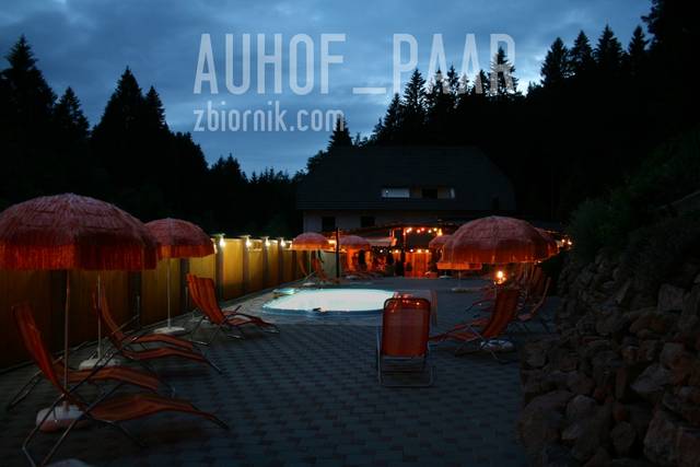 na zewnątrz - Auhof_Paar