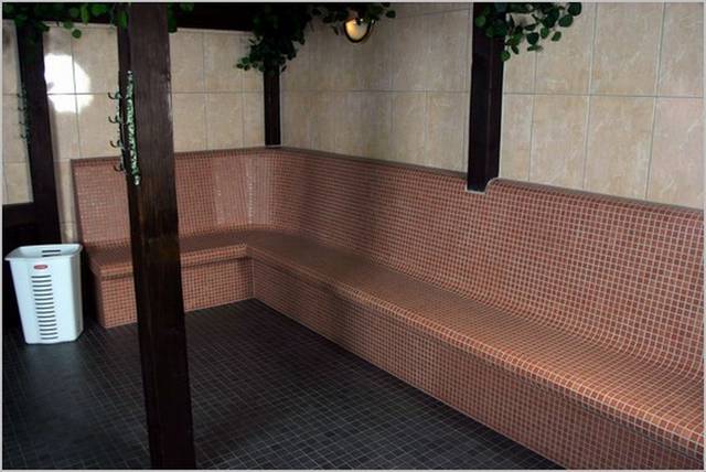 prysznice - Auhof_Paar