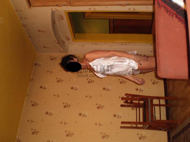 PC192740q.JPG - andzelikae