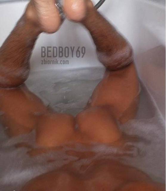 shower - bedboy69