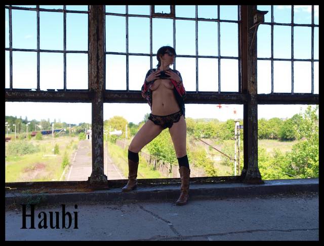 Czekajac na pociag do nikad - haubi