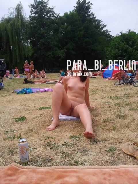 Na łące (3).jpg - Para_Bi_Berlin