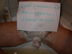 Golenie malutkiego ptaszka.