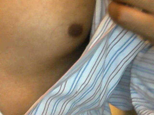 piersi! I ochrona kobiet tutaj - cesarelunico