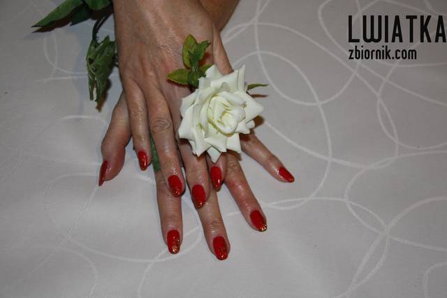 ŁADNE MAM PAZURKI? - lwiatka