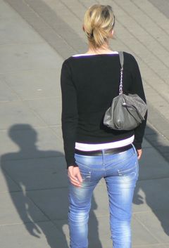 032.JPG