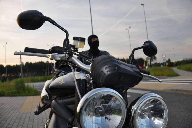 DSC_0114.JPG - Nakedbike