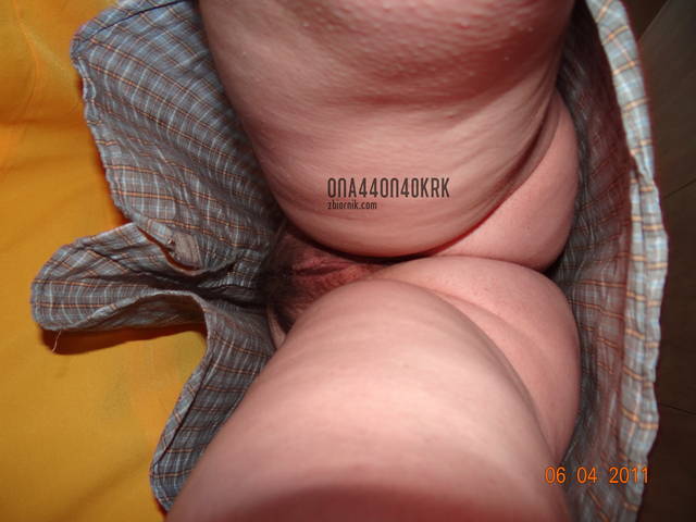 Po raz kolejny w mojej koszuli. - ona44on40krk