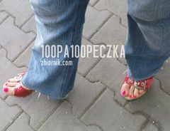 Czerwone Drewniaczki 01