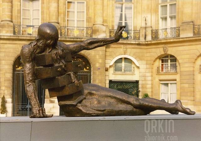 zaszufladkowany - QRKIN