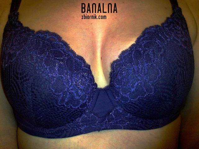 Mało poprawne zbiornikowo,bo wypełnione światłem:P. - banalna