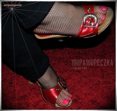 Czerwone Drewniaczki 09