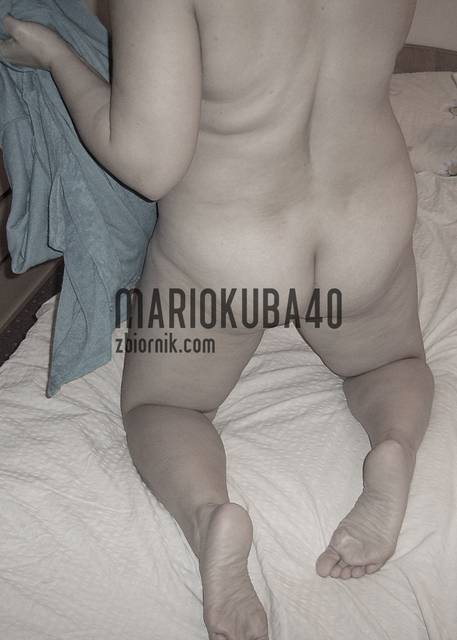 na kolanach - mariokuba40