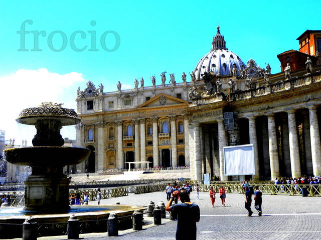 Plac św. Piotra - frocio