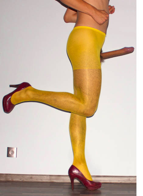 Lubię żółte rajstopki. - captainamerica