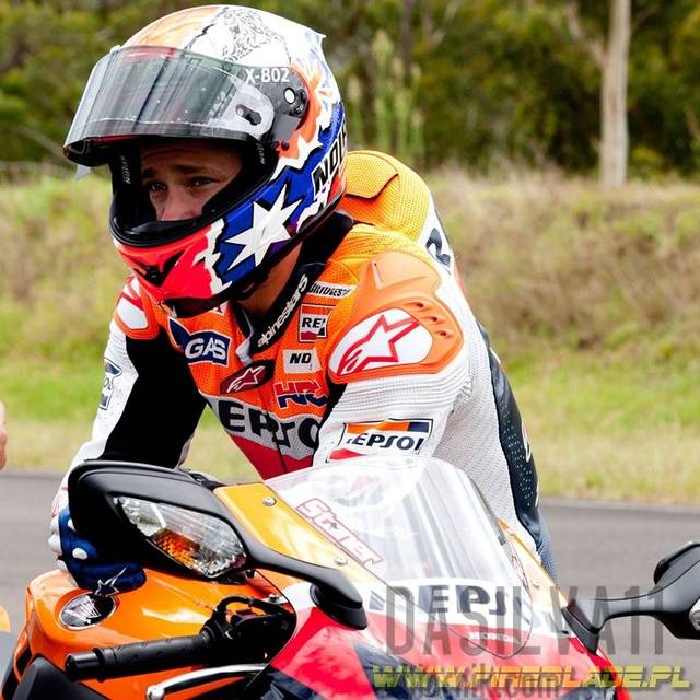 sc59_2011_repsol_casey_stoner_3.jpg - DaSilva11