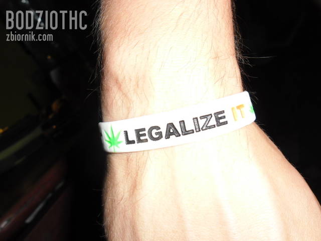 LEGALIZE IT MARIHUANA - bodziothc