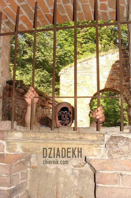 To chyba jakś obsesja! Wszędzie kraty! - dziadekh