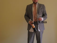 może skusisz się na lampkę wina ?