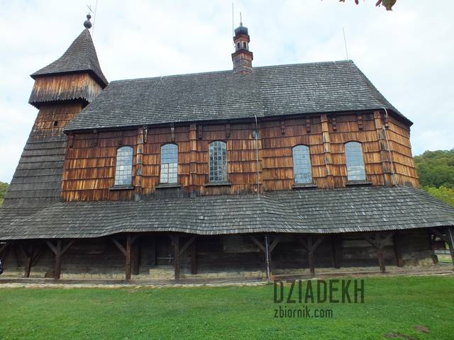 Jeszcze jedna ciekawa drewniana architektura - dziadekh