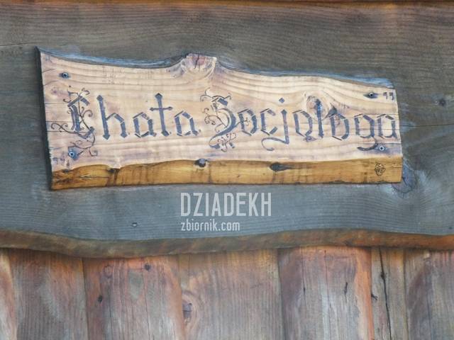 Chata Socjologa na jednym ze szczytów Otrytu - dziadekh