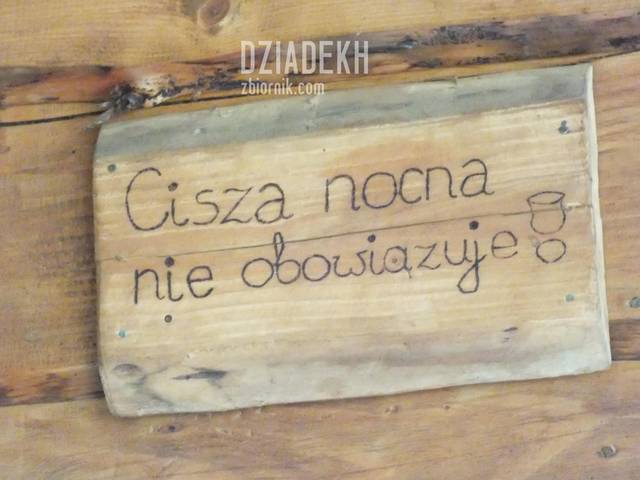 To chyba też nietypowa wywieszka - dziadekh