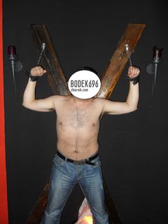 Uwięziony