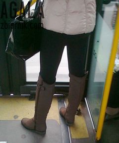 281120122055cz.jpg