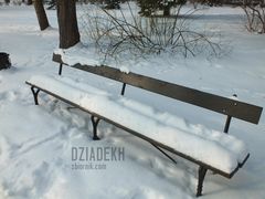 Tak wyściełane ławeczki tylko zimą