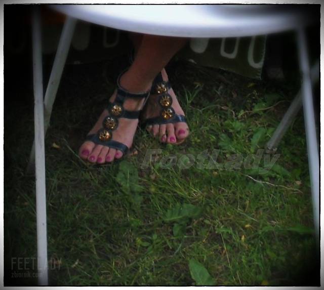 grill u znajomych - FeetLady