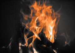 Ogień płonie w nas