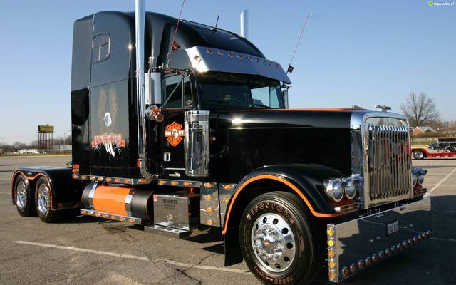 ciagnik-379-peterbilt-tuning.jpeg - 42gucia
