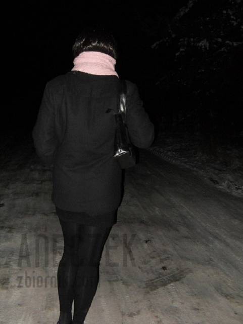 Zimowy spacerek... - Aneczek