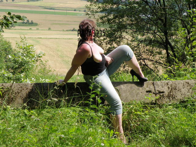 w promieniach słońca - para3335