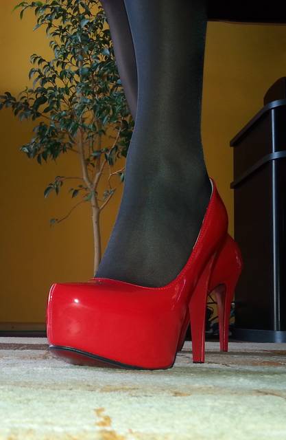 red high heels - szpile3ka