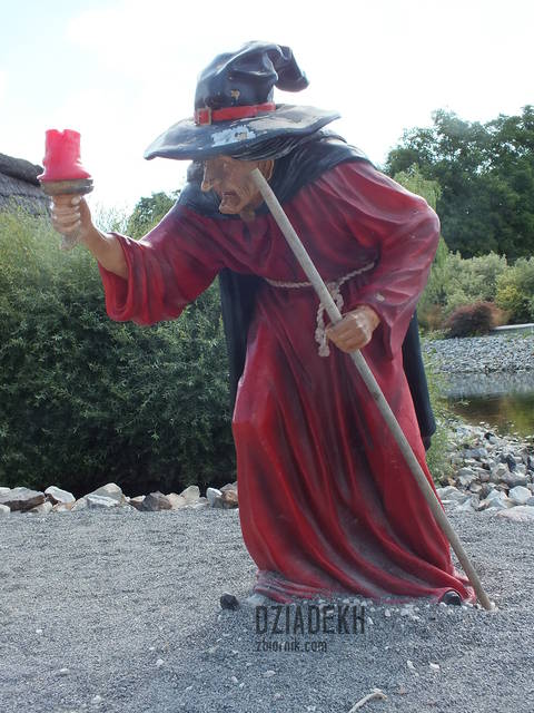 Jedna z bardziej ekspresyjnych postaci - dziadekh