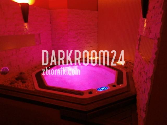 jacuzzi na błogo... - DARKROOM24