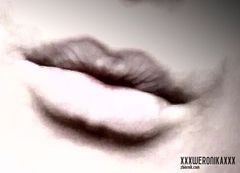 kiss :* :* :*