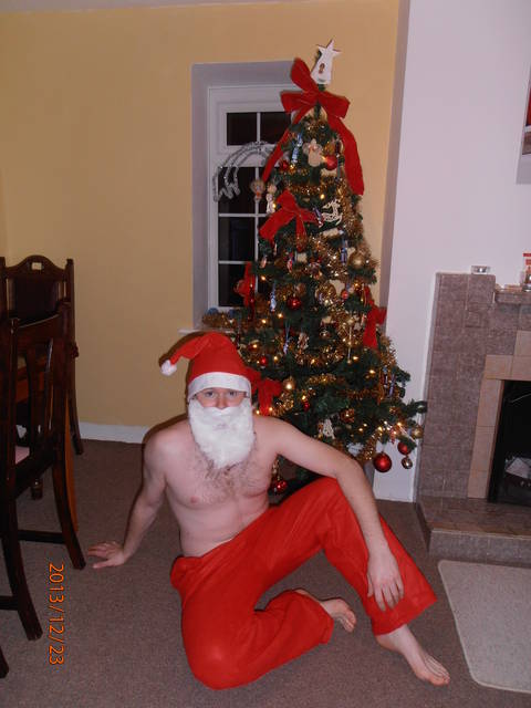 santa claus is in the house - oniparauk