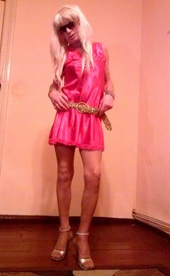 Różowa dziewczyna...