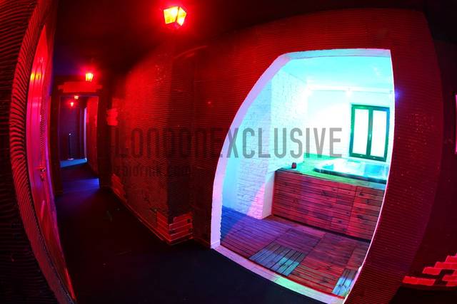 Co teraz sauna? jacuzzi? - LondonExclusive