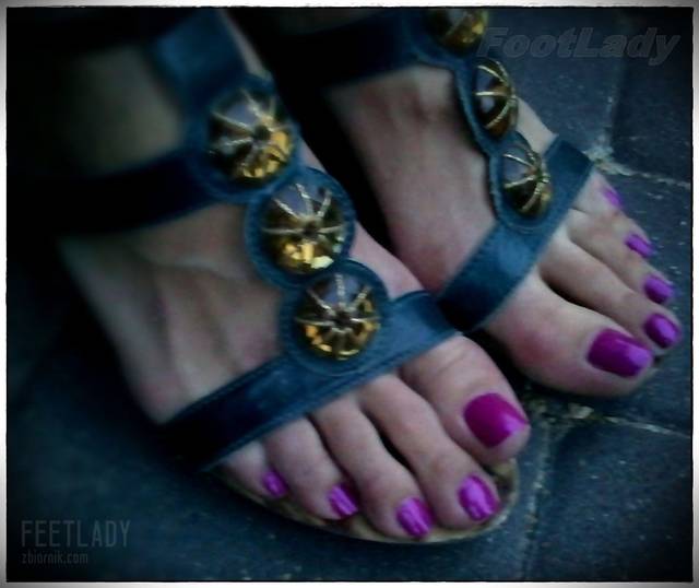 no name #06 - FeetLady