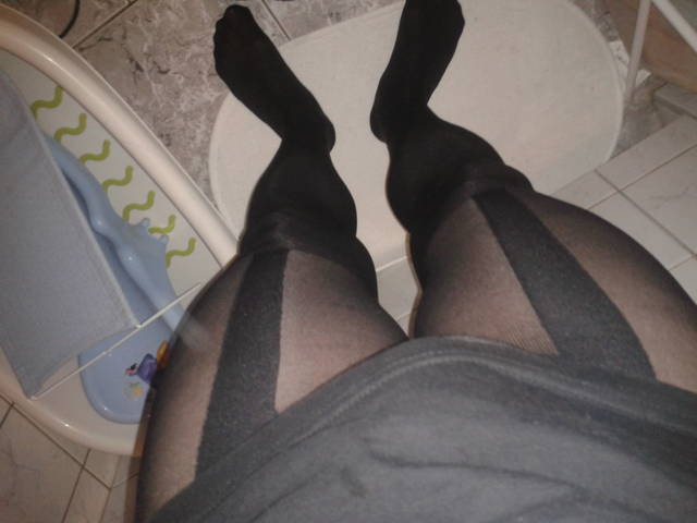 ja w nowych rajstopkach:) - zanetka