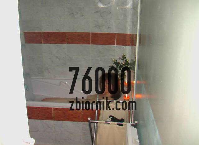 76000
