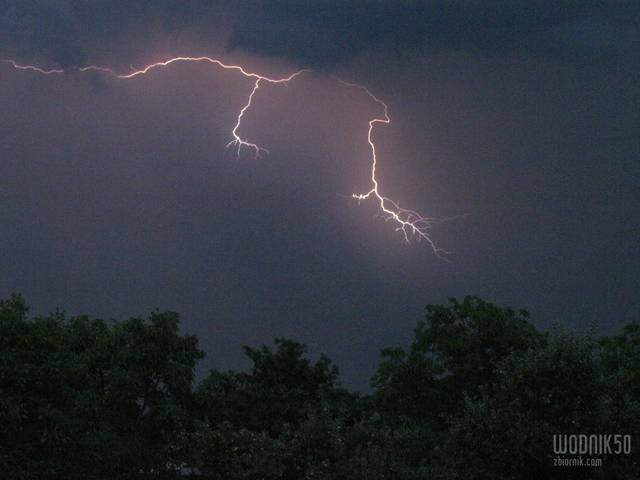 burza znam sympatyczną osobęktóra to lubi:)) - wodnik50